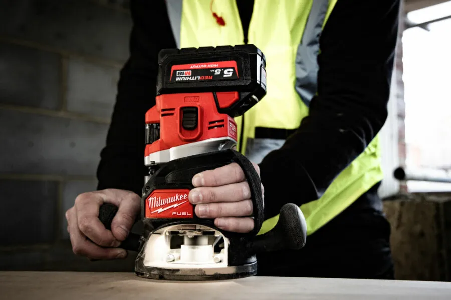 MILWAUKEE M18 FR12KIT0P BOVENFREES