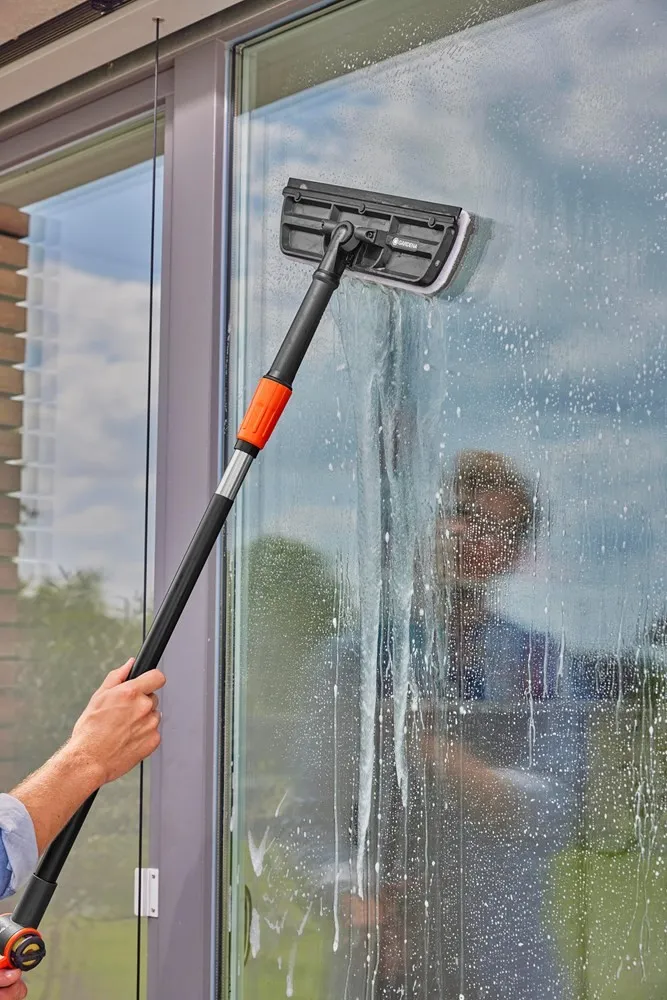 RAAMBORSTEL MET WISSER GARDENA