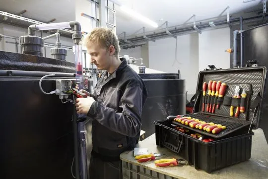 WIHA GEREEDSCHAPSKOFFER ELEKTRICIEN COMPETENCE XL 81DELIG